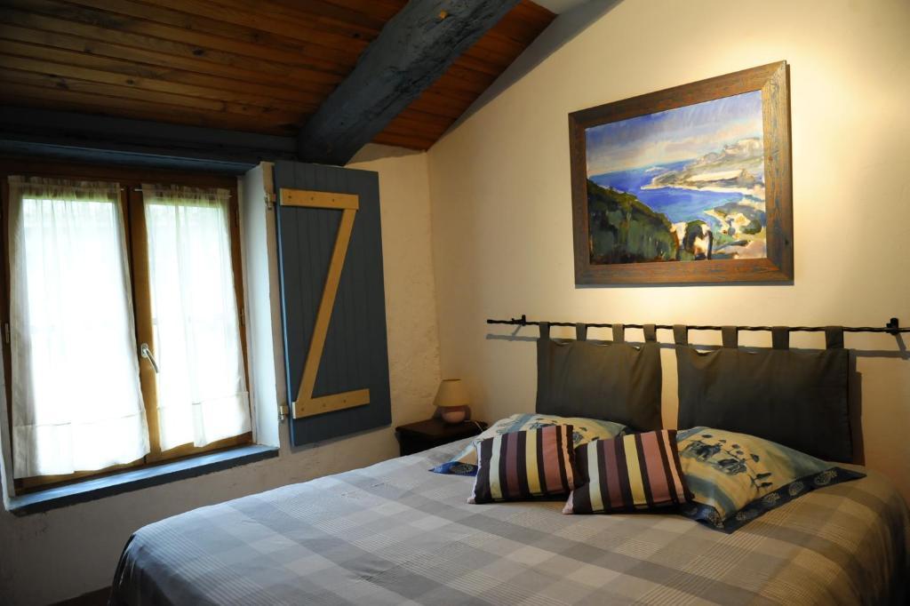 Chambres D'Hotes Le Chintre Queyssel Quarto foto